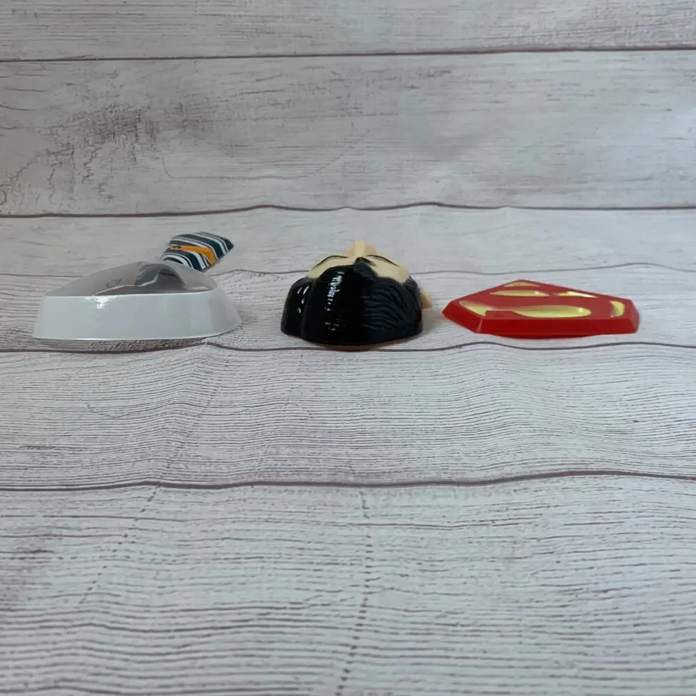 Vintage Wilton Superman Cake Topper Set of 3 Plastic Face Tie and S Shield Logo